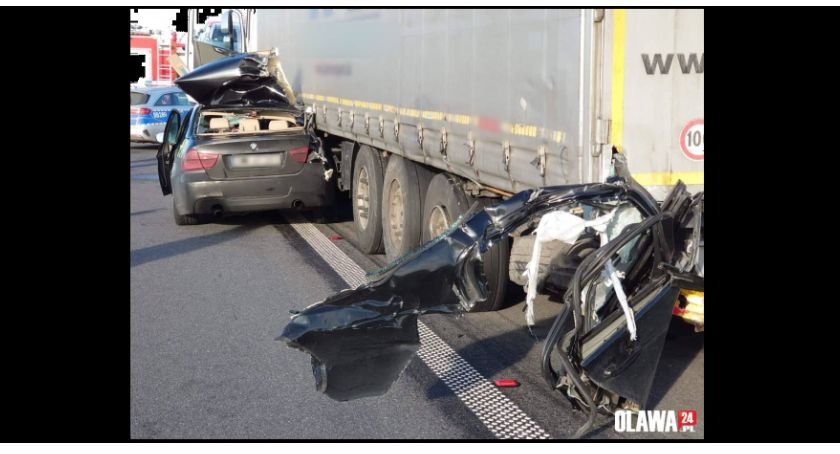 Śmiertelny wypadek na A4 za węzłem Brzezimierz. Autostrada w kierunku Wrocławia zablokowana