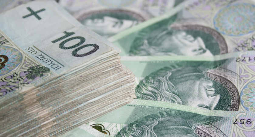 Straciła 60. tysięcy złotych bo uwierzyła w nagrodę.