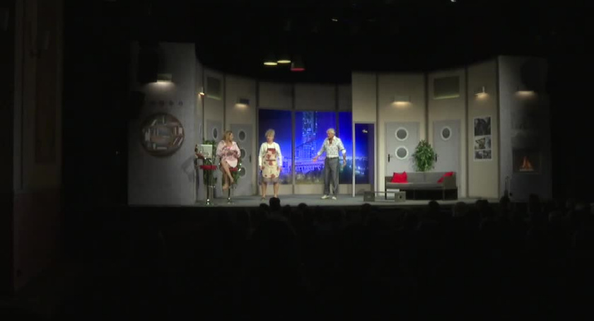 Wrocławskie teatry i restauracje kontrolują certyfikaty covidowe