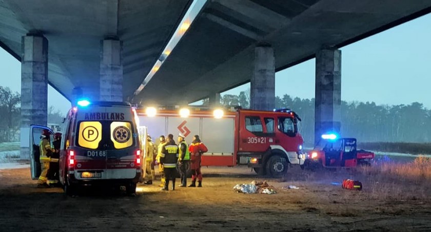 Kobieta spadła z Mostu Rędzińskiego