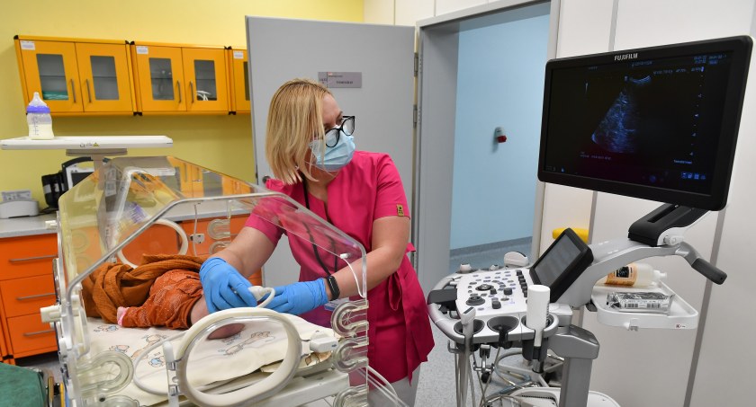 Specjalistyczny Szpital im. J.Gromkowskiego otrzymał nowoczesny aparat USG do badania noworodków