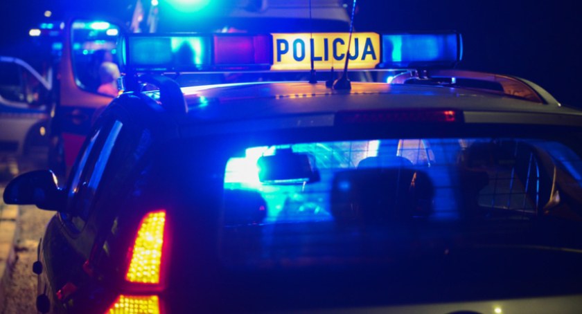 Tragedia na osiedlu Grabiszyn. Z okna na trzecim piętrze wypadł mężczyzna