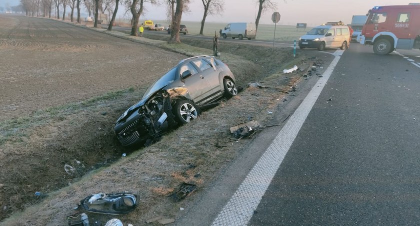 Poważnie wyglądający wypadek na krajowej piątce. Jedna osoba poszkodowana.