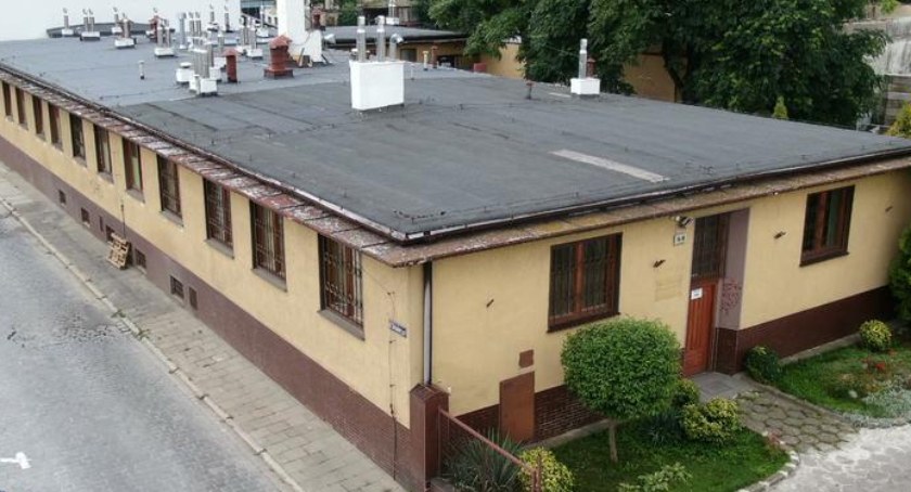 Nagła śmierć pijanych bezdomnych podczas transportu do izby wytrzeźwień