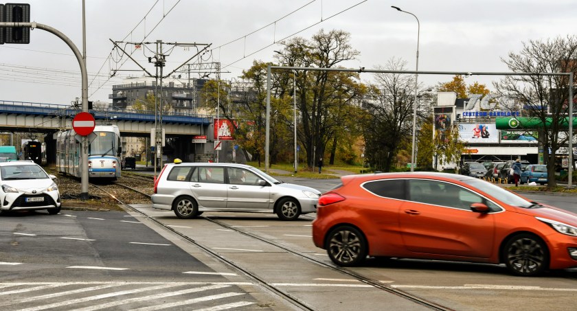 Prawie 3500 metrów TORYwolucji. Będzie projekt remontu torów na Legnickiej