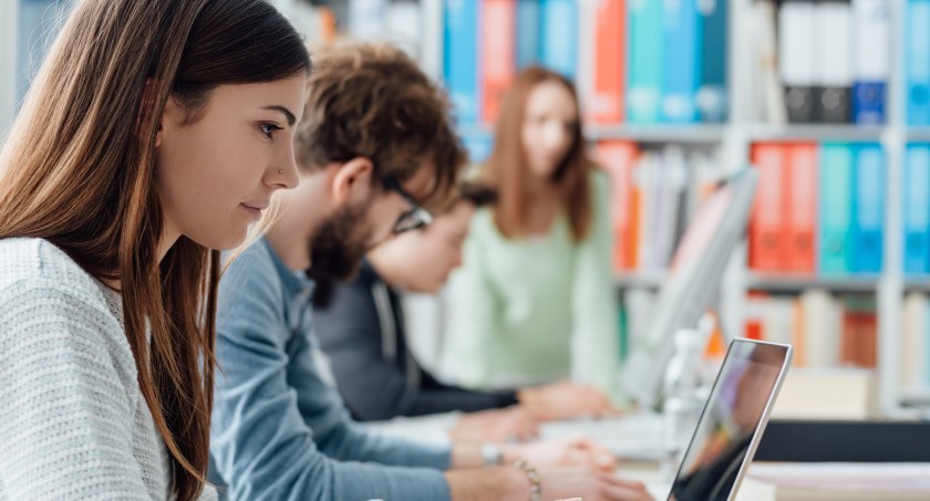 Poradnik studenta pierwszego roku we Wrocławiu. Jak przetrwać pierwszy rok studiów?