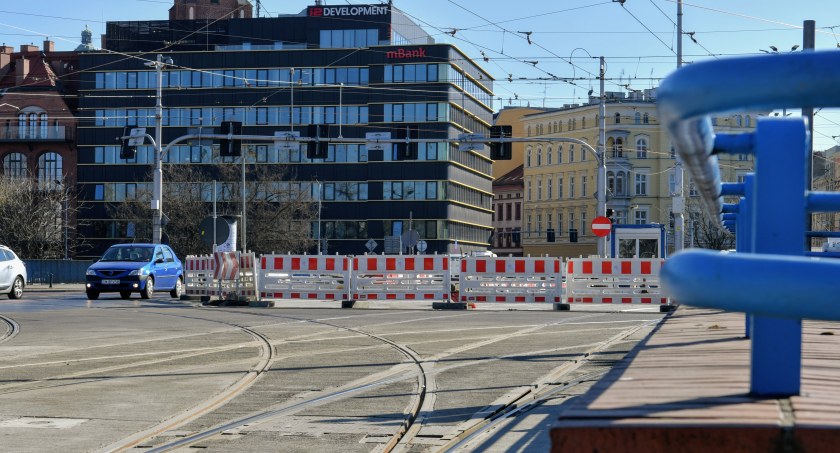 Ważny etap inwestycji na pl. Jana Pawła II zakończony przed terminem!