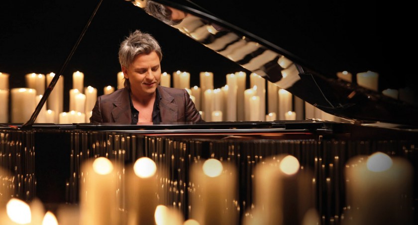 HAVASI – Pure Piano Concert. Niewiarygodne widowisko fortepianowe już 25 maja 2022 we Wrocławiu
