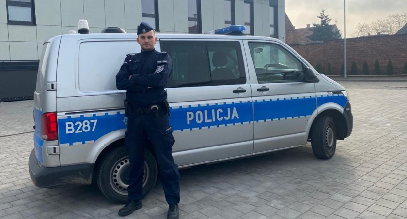 Zdesperowany mężczyzna dokonał samopodpalenia w altanie działkowej. W ostatniej chwili ugasił go jelczański policjant