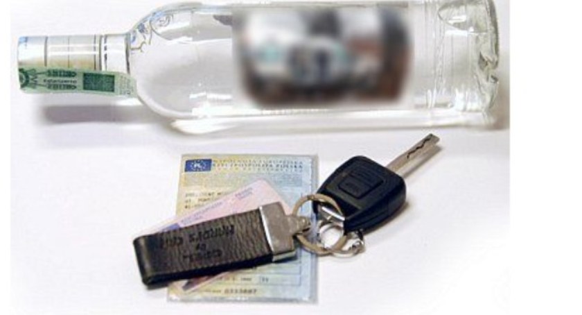 Prowadził auto mając ponad 2,2 promila alkoholu w organizmie. Zatrzymał go policjant w czasie wolnym od służby
