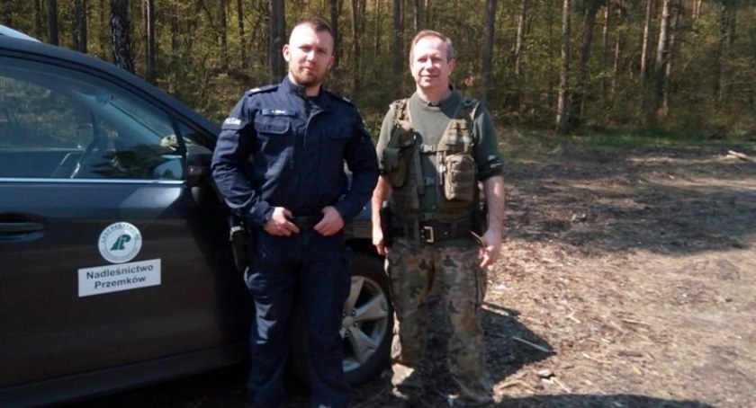Noktowizory, Fotopułapki i termowizja. Straż Leśna łączy siły z Policją przeciwko złodziejom drzewa, kłusownikom i wandalom w polkowickich lasach