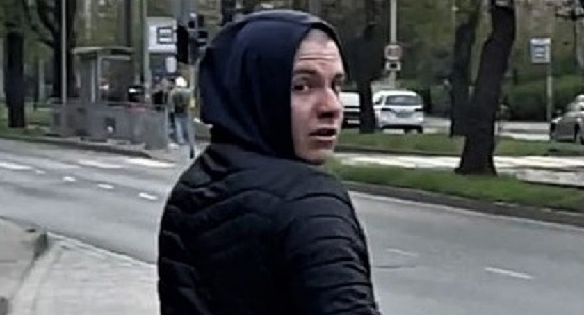 Poszukiwany sprawca rozboju przy ulicy Ślężnej. Jeśli znasz osobę ze zdjęcia skontaktuj się Komisariatem Policji Wrocław Krzyki