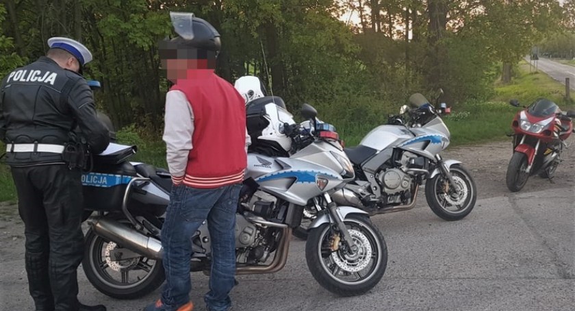 Randka motocyklem nad Zalewem Mietkowskim znajdzie swój finał w sądzie