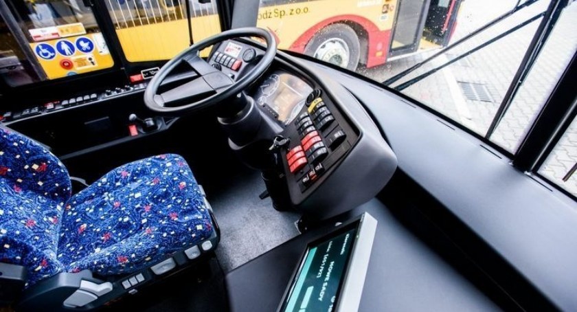 Kierowca autobusu MPK zasłabł za kierownicą