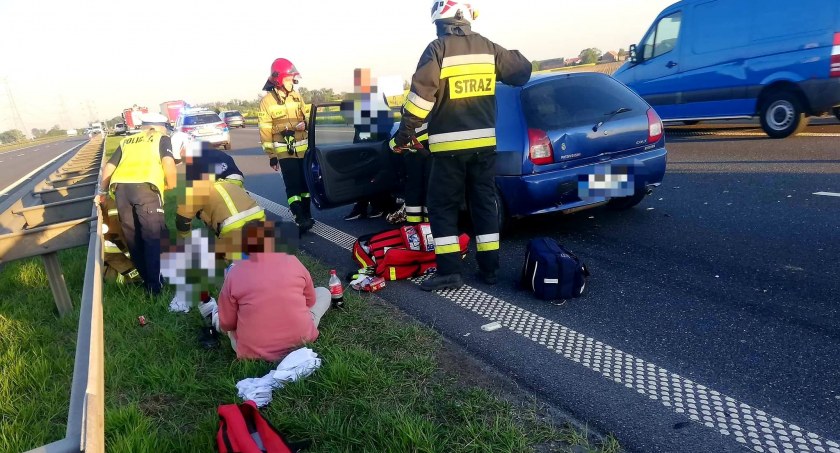 Pięć osób rannych po zderzeniu czterech pojazdów na 176 kilometrze autostrady A4 w kierunku Katowic