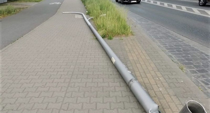 Obywatelskie zatrzymanie pijanego kierowcy na Zwycięskiej. 72-latek miał ponad 2 promile alkoholu w organizmie