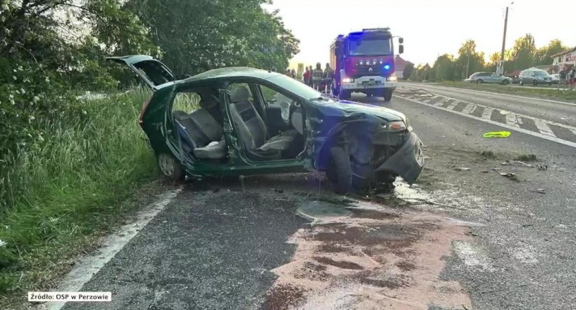 Policjant miał spowodować śmiertelny wypadek i uciec. Zarzuty i areszt dla 24-latka