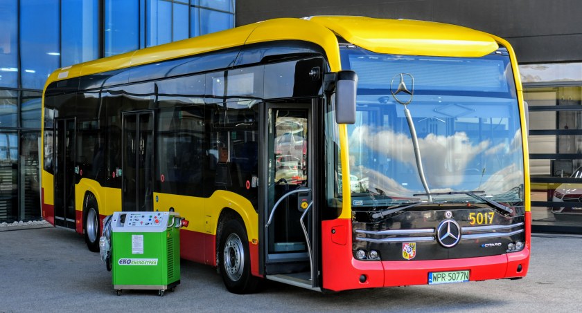 Rewolucja taborowa się nie zatrzymuje - dwa nowe autobusy elektryczne trafią do Wrocławia