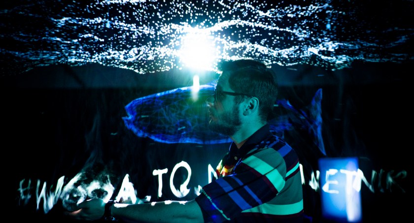 Dotknij chmur w Hydropolis – interaktywny ekran parowy 