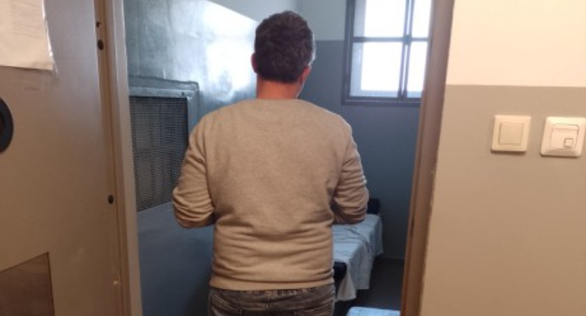 Sprawca napadu na SKOK w Strzelinie został zatrzymany. Grozi mu do 12 lat pozbawienia wolności