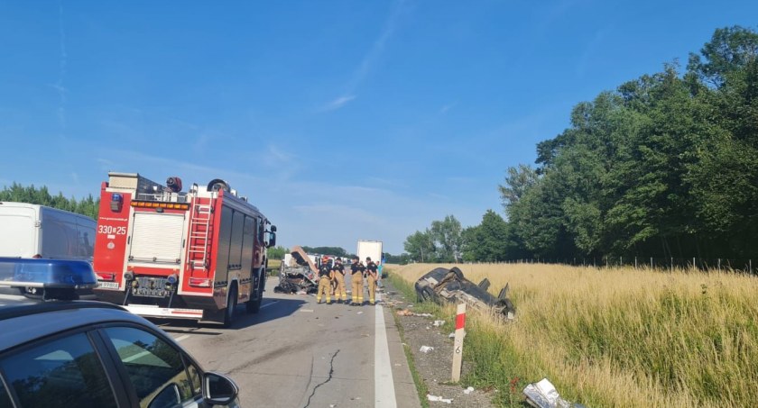 Nadmierna prędkość powodem groźnej kolizji na 143 kilometrze A4 w kierunku Wrocławia