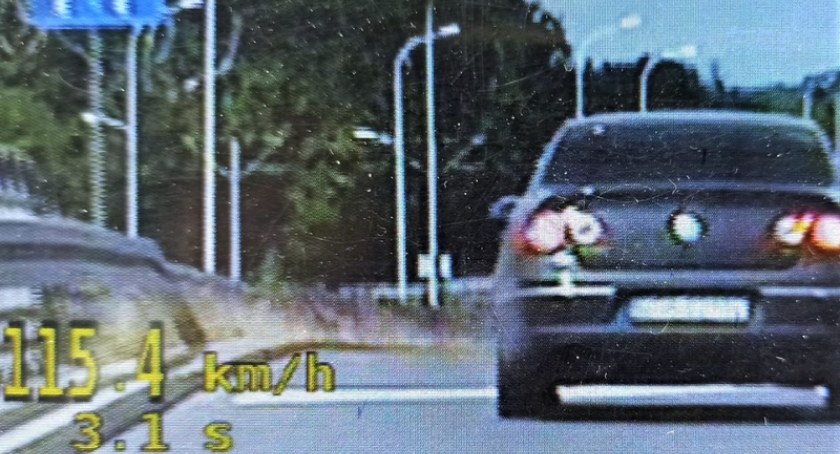 Policjanci z grupy SPEED zatrzymali kolejnego pirata drogowego