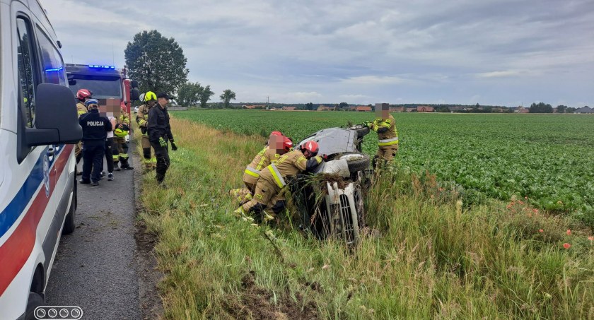 Dachowanie Daewoo Matiz na trasie Środa Śląska- Kostomłoty