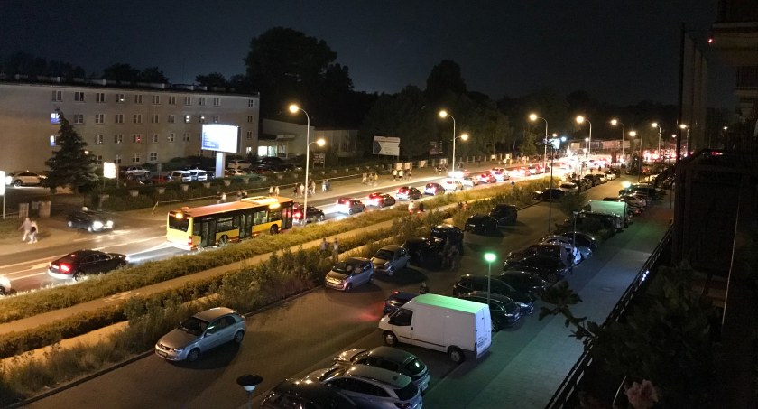 Korki na Zwycięskiej - ruszył licznik czasu