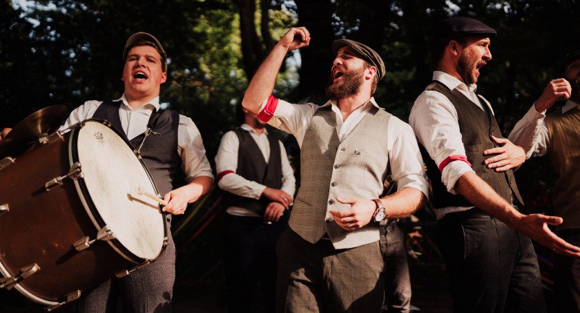 Wrocław śpiewa z Warszawą. Koncert Ferajny z Hoovera z okazji  78. rocznicy wybuchu Powstania Warszawskiego w Centrum Historii Zajezdnia