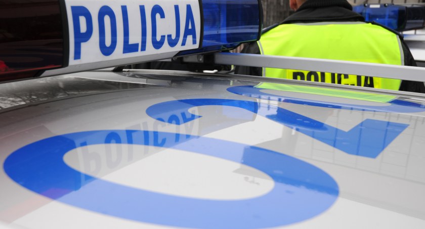  Czterech nieletnich zatrzymanych bezpośrednio po zgłoszeniu. Nastolatkowie podejrzani są o dokonanie rozboju, którego ofiarą padł 12-latek