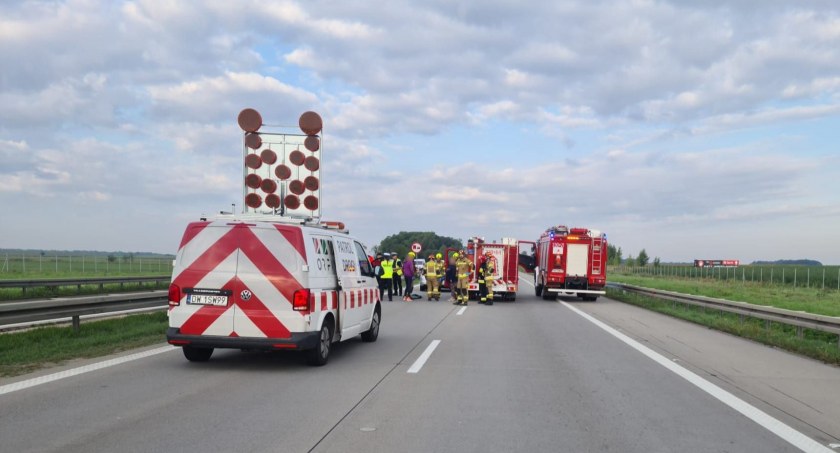 Wakacyjny wyjazd mógł się zakończyć tragedią. Kierowca stracił przytomność na A4. Pomocy przerażonej rodzinie udzieliła Służba Drogowa