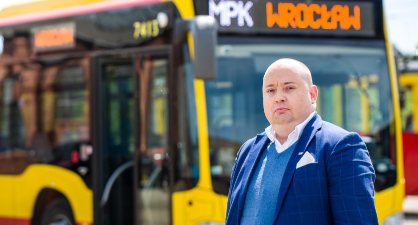 Seria ataków na pracowników komunikacji zbiorowej – miejscy przewoźnicy stanowczo reagują. Chcą od resortu sprawiedliwości rozwiązań chroniących podwładnych