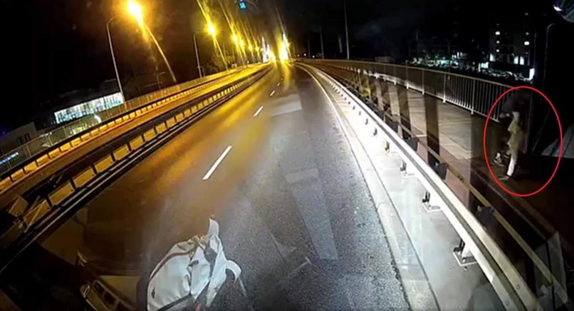 Młody mężczyzna chciał odebrać sobie życie. Uratowała go Pani Agata, która zatrzymała autobus i ruszyła z pomocą