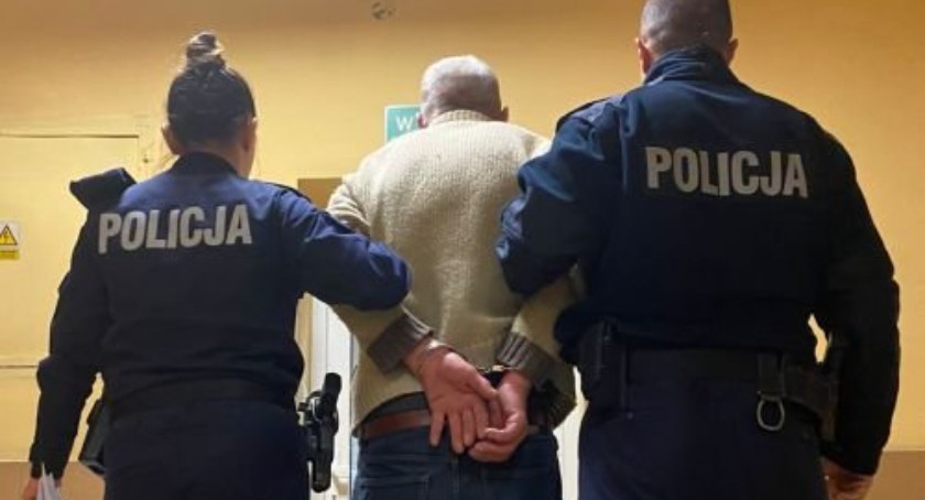 Miał w organizmie ponad 2 promile, uciekał przed policjantami i uderzył w zaparkowany samochód, w którym znajdowało się 13–miesięczne dziecko