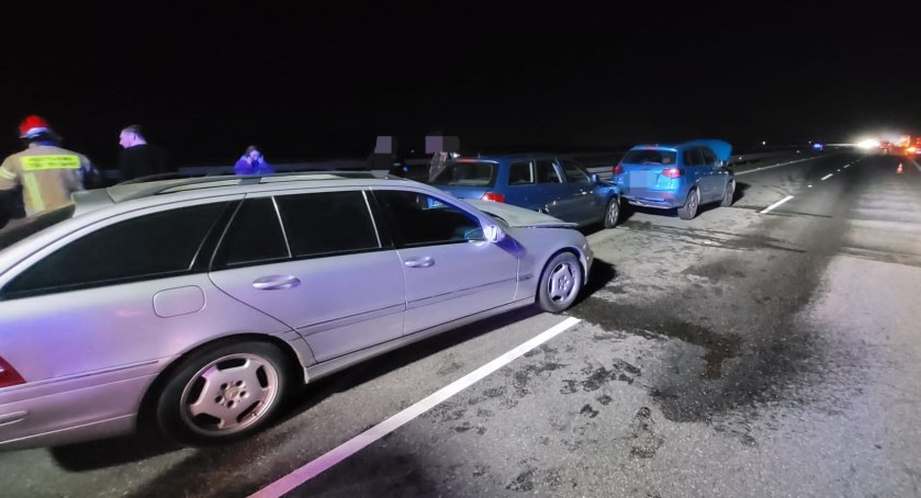 Zderzenie czterech aut na A4 w kierunku Wrocławia