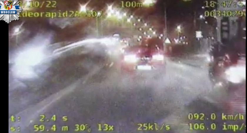 Pędził przez wrocławskie ulice nie zwalniając nawet przy przejściach dla pieszych