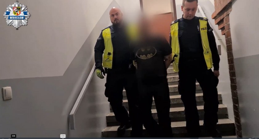 Sprawca śmiertelnego potrącenia na Wschodniej Obwodnicy Wrocławia zatrzymany. To 46-latek z Wrocławia