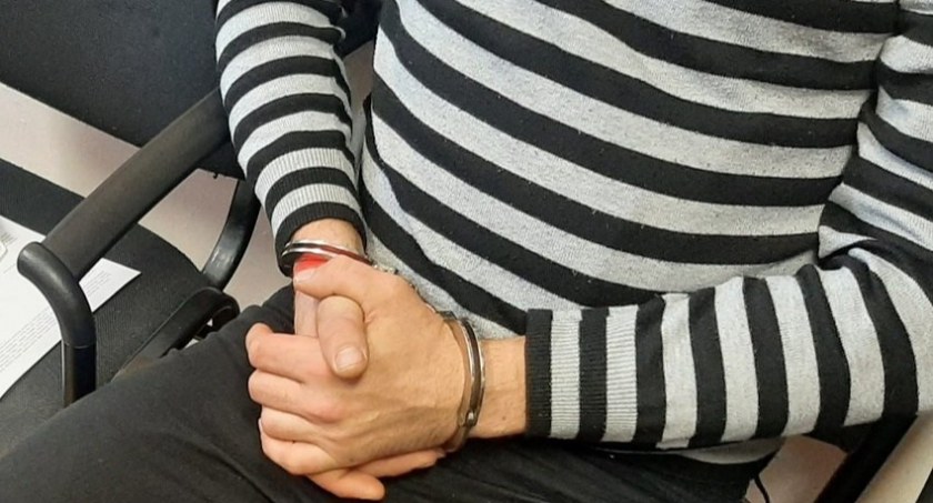 27-letni włamywacz zatrzymany przez jaworskich policjantów