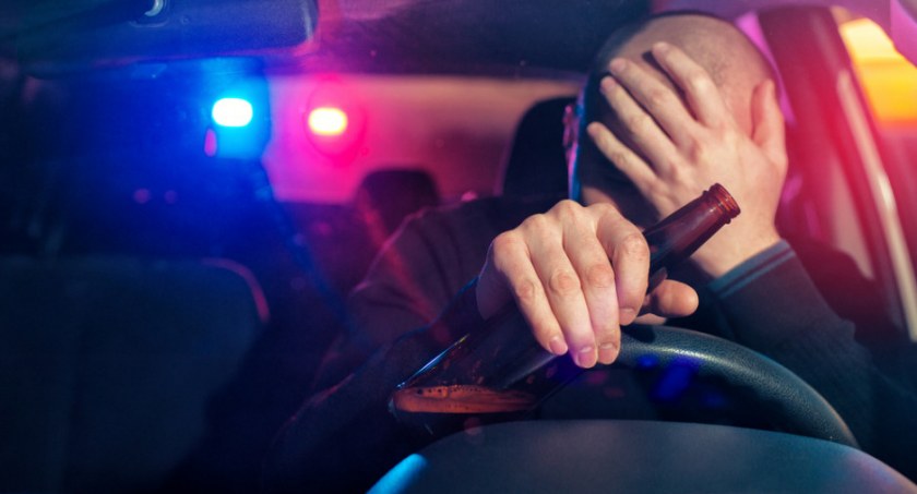 Walka rządu z nietrzeźwymi kierowcami trwa. Kolejne zmiany w przepisach: pijany kierowca straci auto
