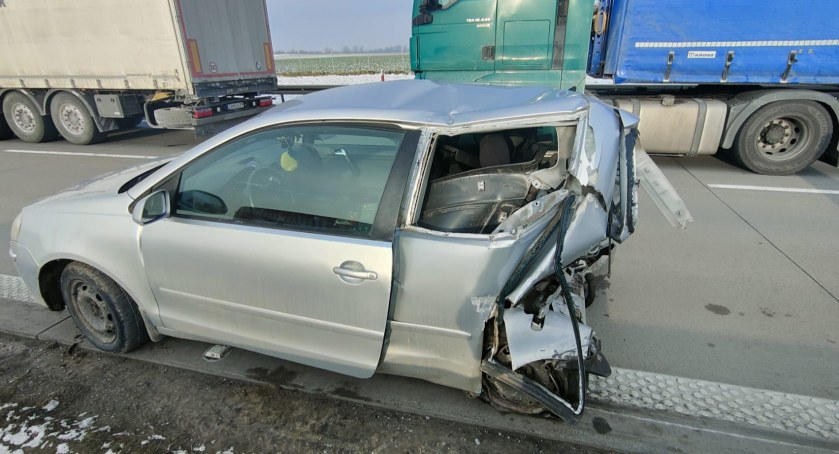 Nieprawidłowa zmiana pasa ruchu przyczyną kolejnych utrudnień na A4 w kierunku Zgorzelca