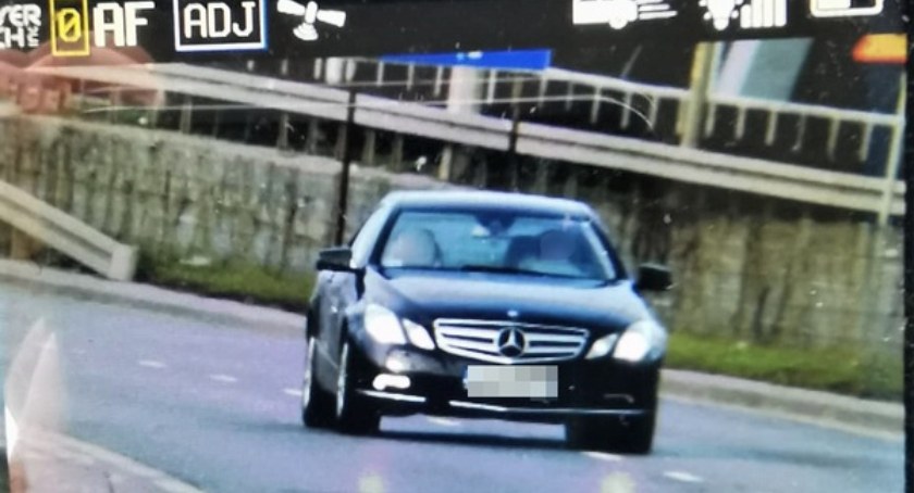 Gdy zjechał z autostrady „nie czuł prędkości” dlatego pędził 145 km/h w obszarze zabudowanym