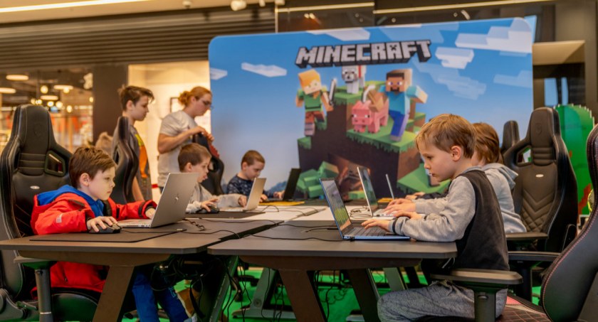 Ferie z Minecraftem i Robloxem w Alei Bielany