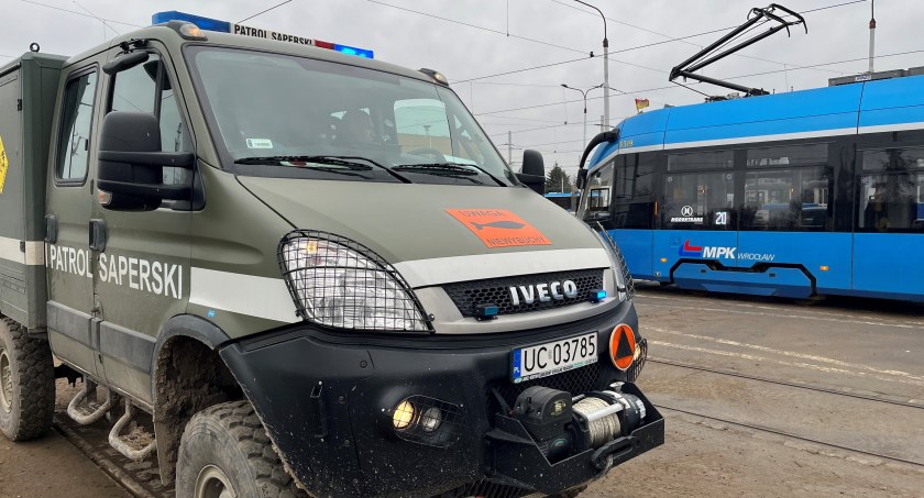 Niewybuch na zajezdni tramwajowej 