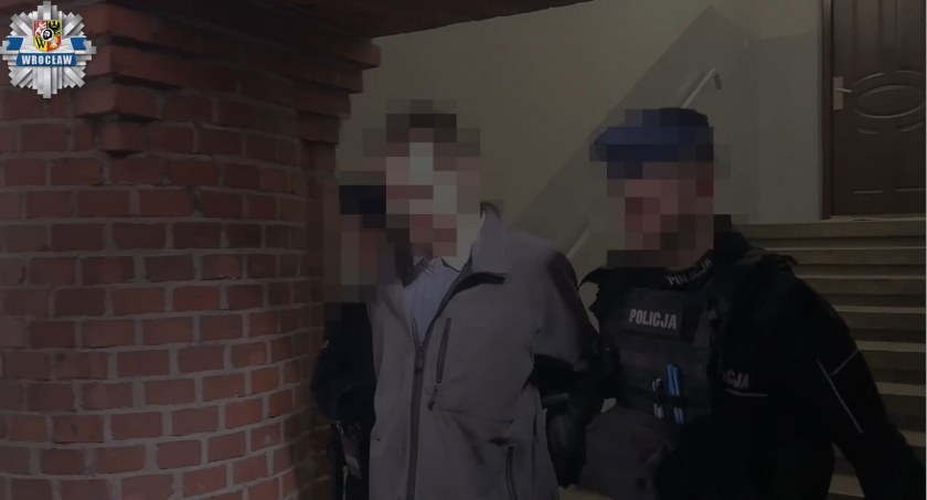 Nowe fakty w sprawie śmiertelnego potrącenia w Siechnicach. Trwają poszukiwania drugiego kierowcy