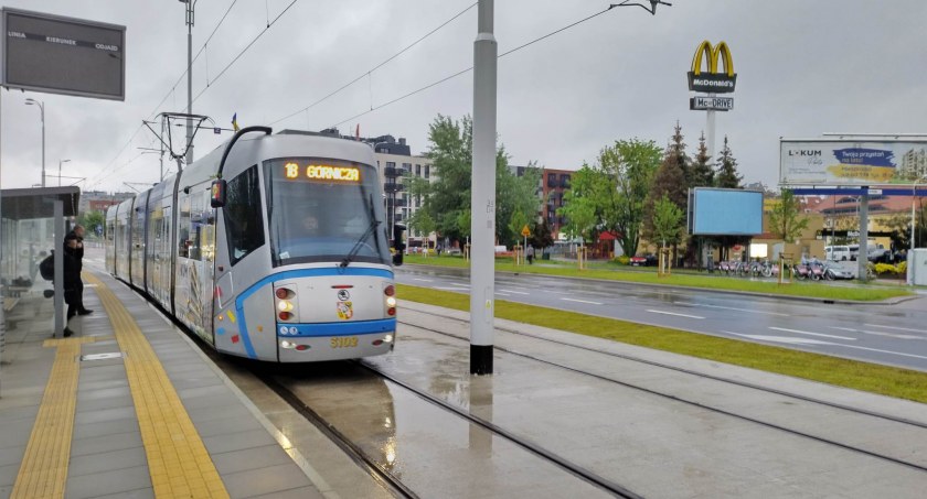 Ruszyły tramwaje na Popowice i Szczepin. Linie 18 i 19 już wożą pasażerów
