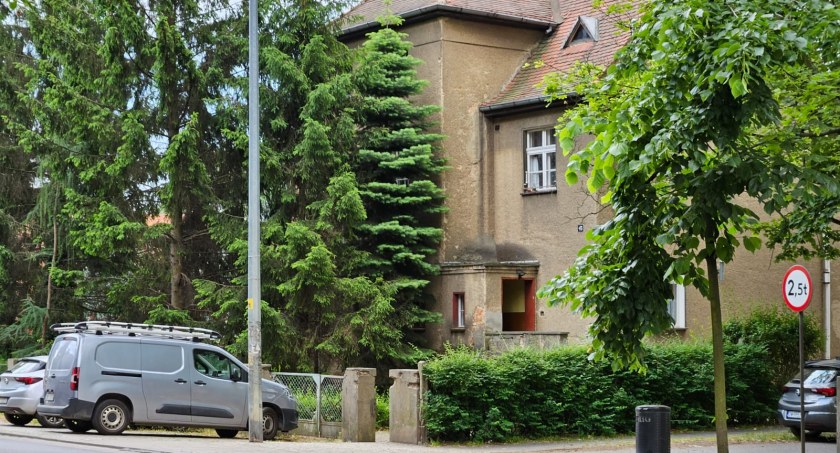 Sprawca morderstwa w Kątach Wrocławskich zatrzymany przez policję. Mężczyzna był kompletnie pijany