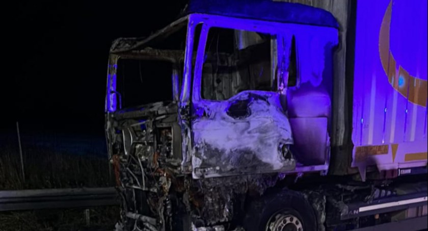 Nocny pożar ciężarówki na A4 w kierunku Wrocławia