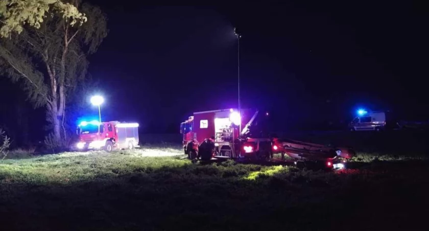 Trwają poszukiwania mężczyzny, który wskoczył wczoraj wieczorem do Odry z mostu przy ulicy Chrobrego w Oławie