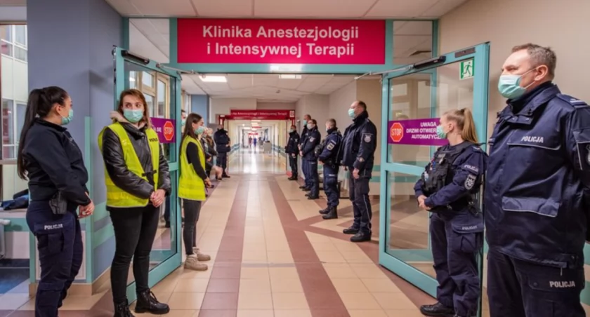 Organy zastrzelonych policjantów trafiły do przeszczepów. Po śmierci nadal pomagają innym
