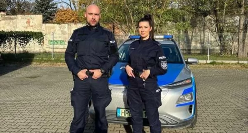 Policjanci w ostatniej chwili uratowali mężczyznę, który chciał odebrać sobie życie